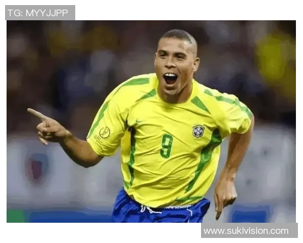 近代十大足球巨星排名解析谁是足坛无可争议的第一人